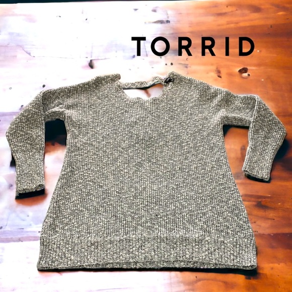 torrid Sweaters - TORRID Cable Pullover Drop Shoulder Tie Back Sweater Grey- Size 1